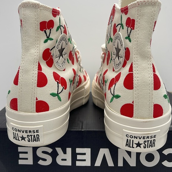 Converse WMNS CTAS LIFT HI
EGRET/RED/GREEN Cherry A08096C Platforms Sneakers - Picture 13 of 16